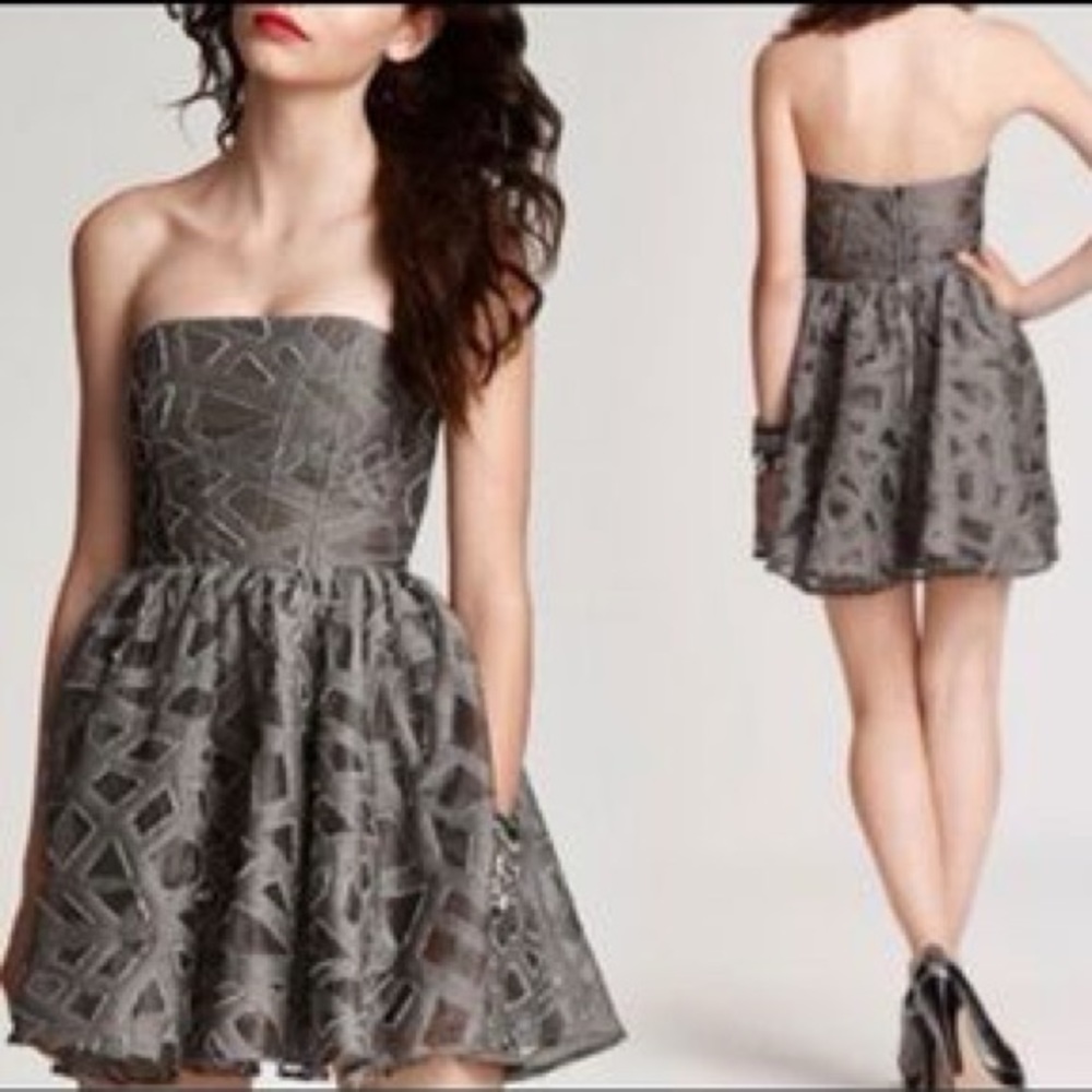 Alice + Olivia Gray Strapless Mini Dress